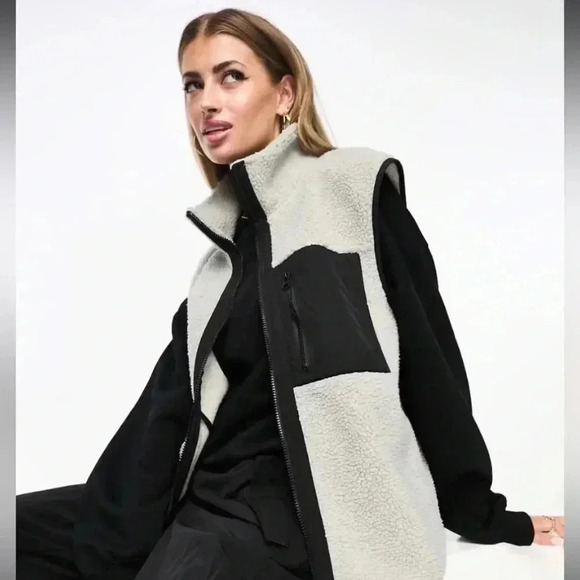 NWOT ASOS Weekend Collective borg nylon zip through vest in grey w/ embroidery - Picture 7 of 10
